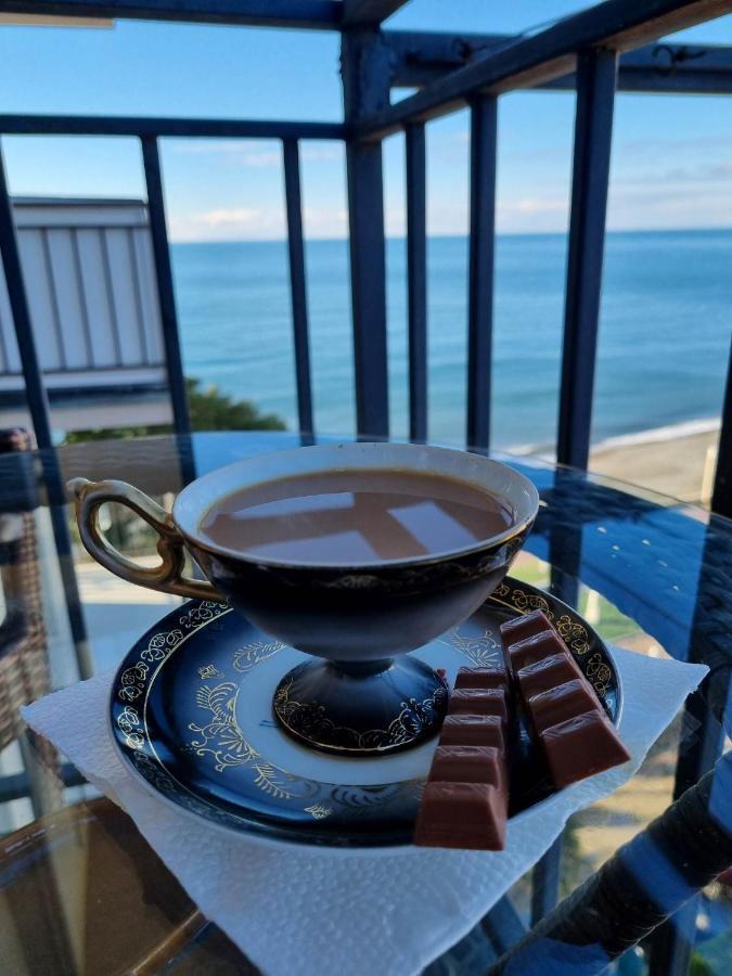Apartment With Sea View 37 كوبوليتي المظهر الخارجي الصورة