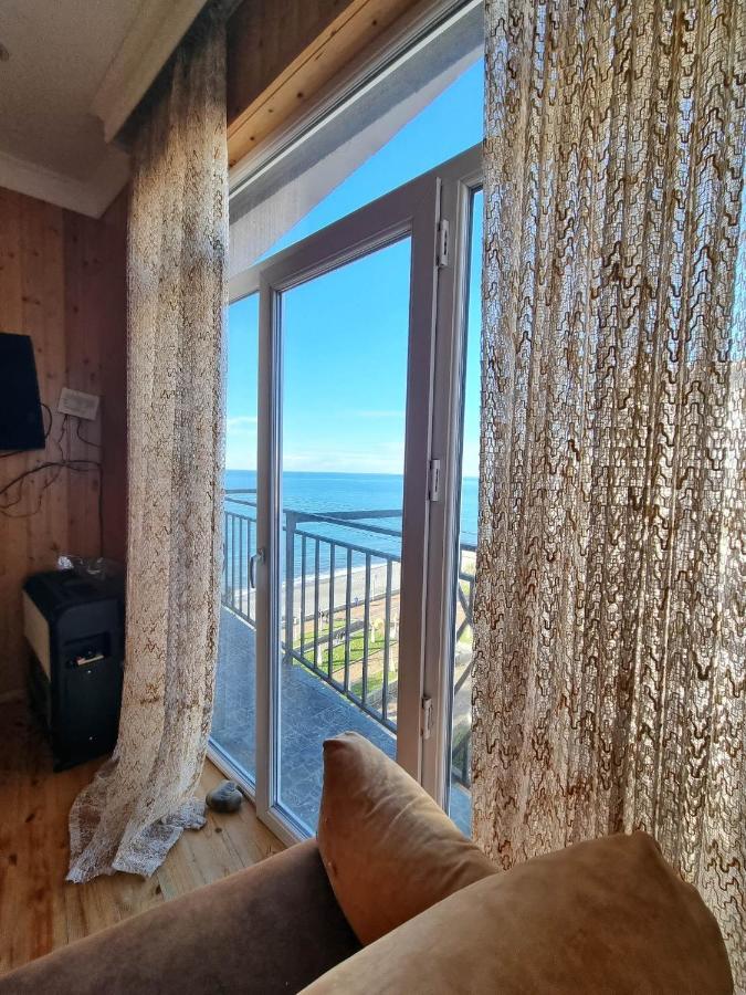 Apartment With Sea View 37 كوبوليتي المظهر الخارجي الصورة